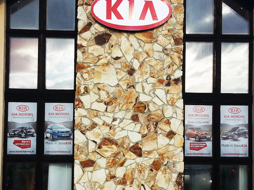 Kia polep okien